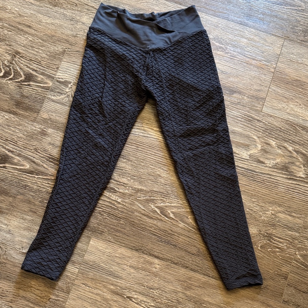 Viral Gray Textured Leggings